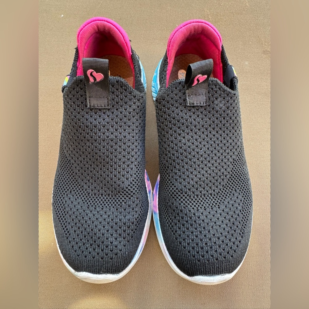Skechers Black and Pink Slip-On Sneakers